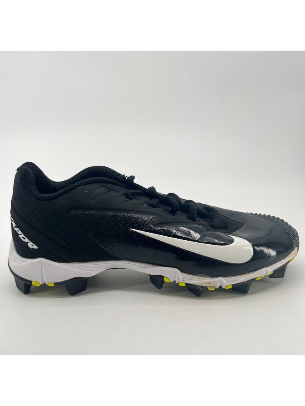 Nike Vapor Ultrafly Keystone Boys Size 4Y Black White Running Baseball Cleats